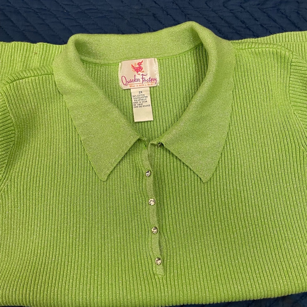 Quacker Factory 2 Sweaters black and green size 2x